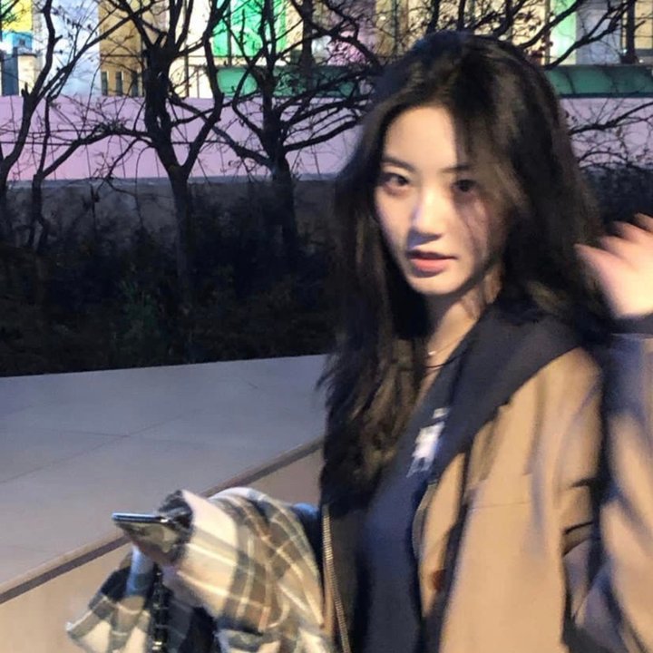 她自林中来 在线观看